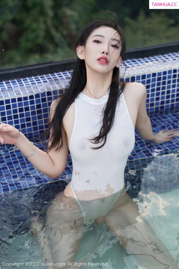   [XiuRen]高清写真图 2023.07.27 No.7146 沈青黛 泳池美腿第52张图片